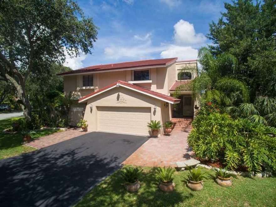 SPECTACULAR HOME IN THE HIGHLY REGARDED COMMUNITY OF DEER CREEK. TASTFULLY  AND THOUGHTFULLY RENOVATED WITH TOP NOTCH FEATURES.THE CUSTOM KITCHEN IS MODERN AND HAS ALL TOP OF THE LINE STAINLESS STEEL APPLIANCES WITH GRANITE AND WOOD FINISHES. BEAUTIFUL OV ERSIZED  BALCONY OFF OF THE MASTER BEDROOM OPENS ONTO THE SERENE GARDEN AND LAKE.WARM AND INVITING, THIS HOME IS READY FOR A DECERNING BUYER WHO WANTS THE BEST.