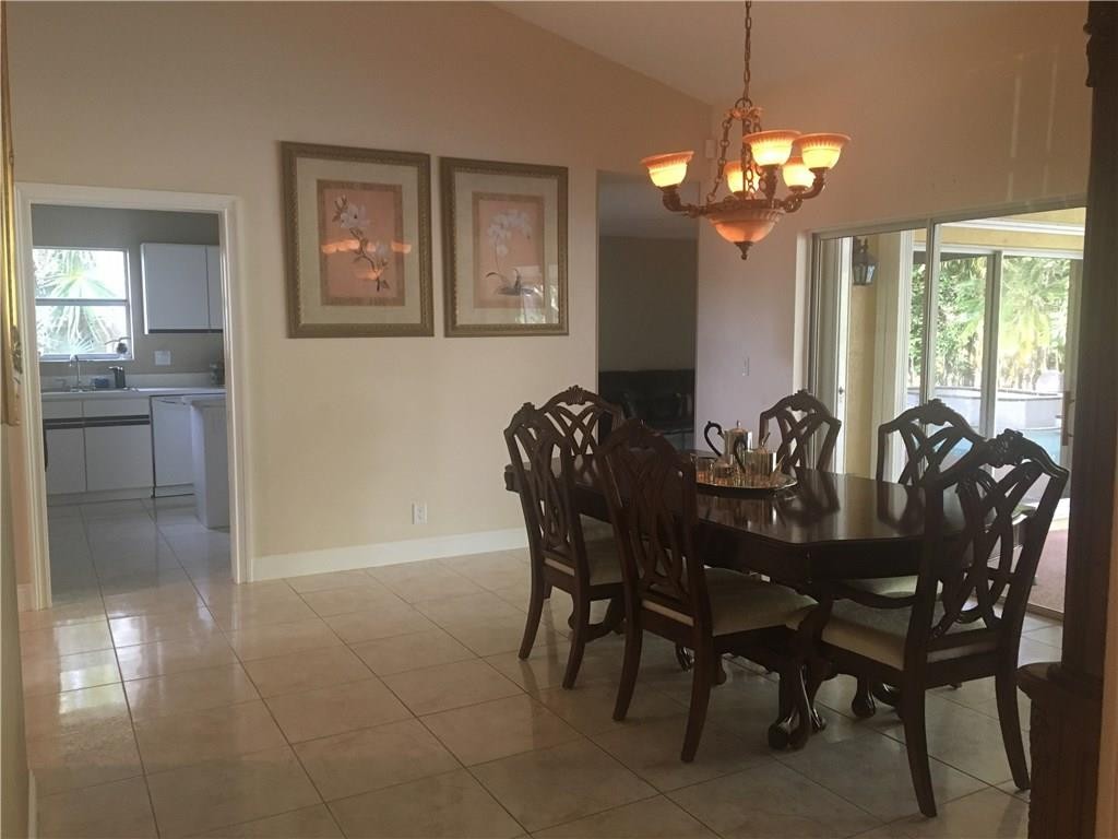 The Grove Comm Center - Residential
