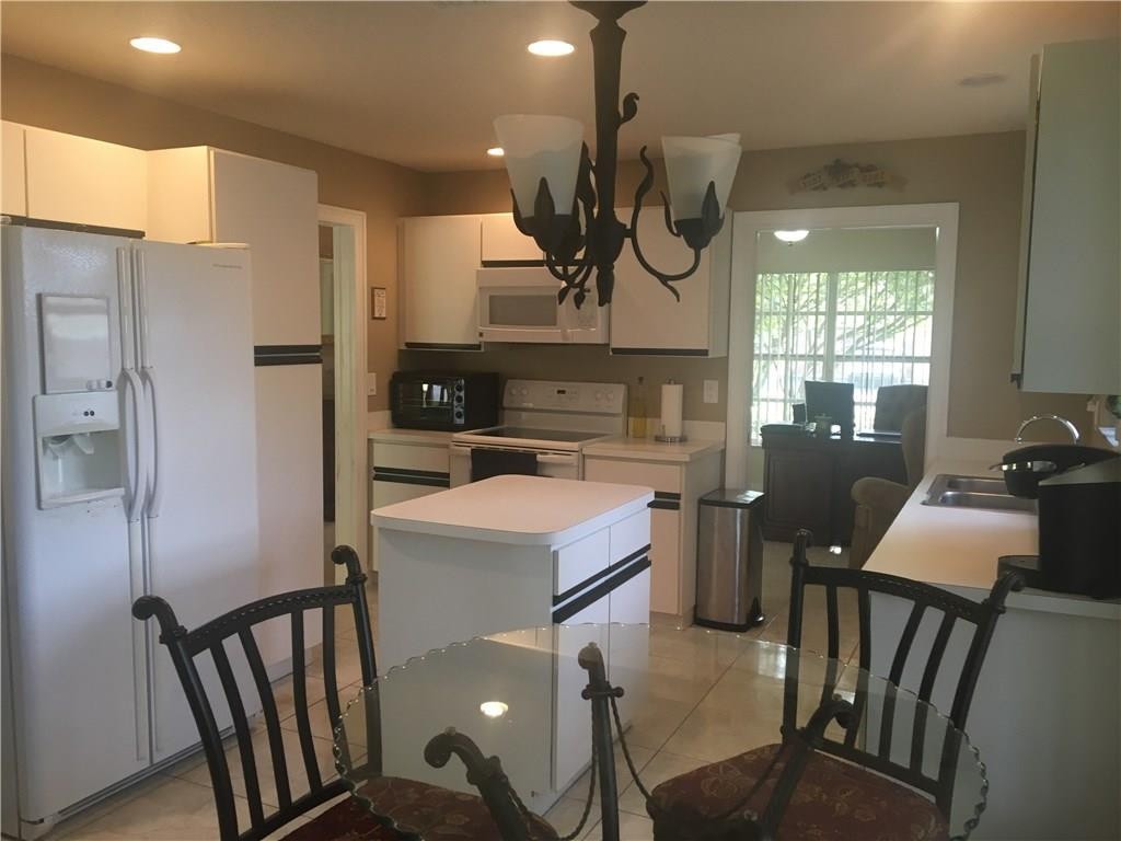 The Grove Comm Center - Residential