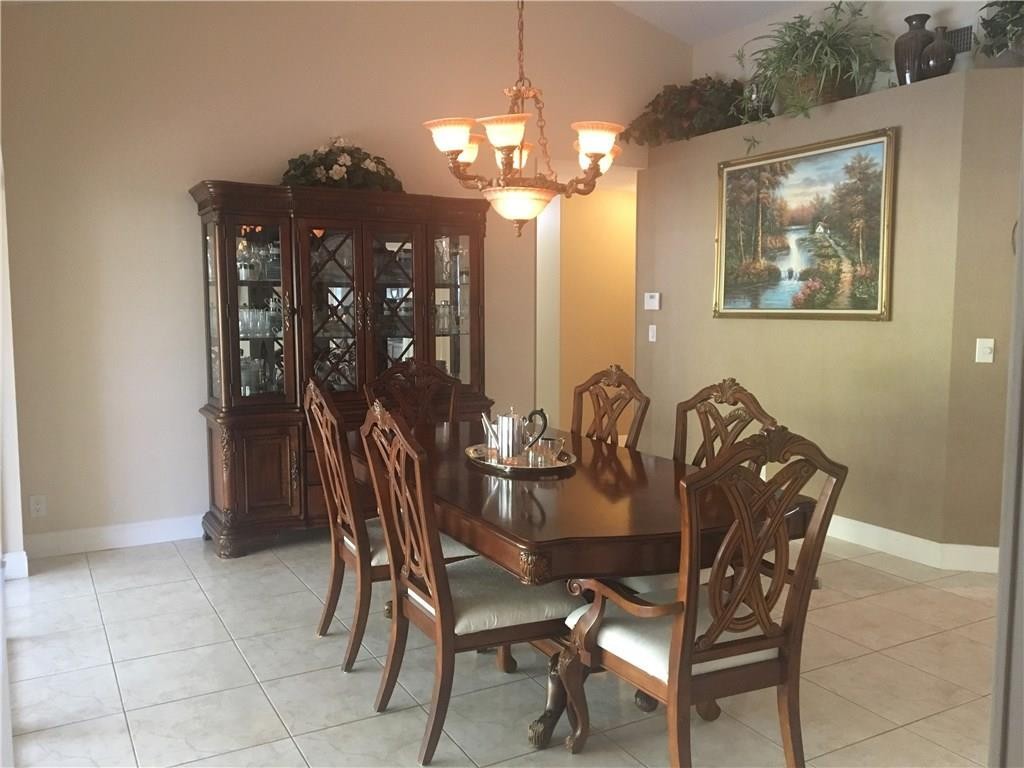 The Grove Comm Center - Residential
