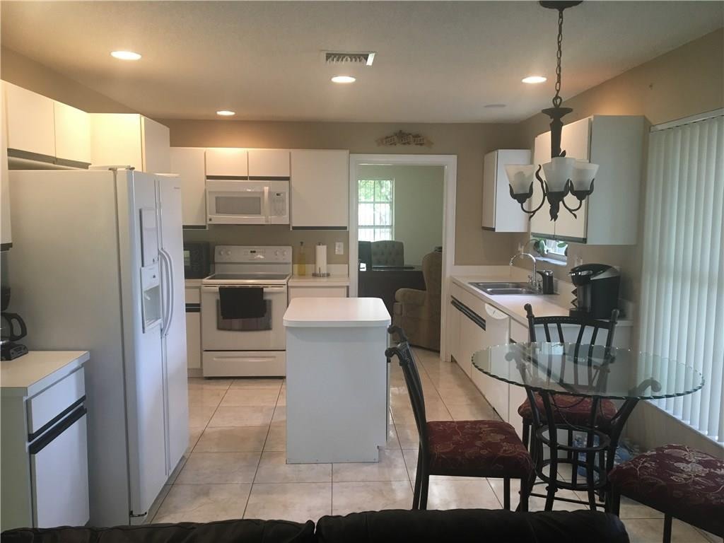 The Grove Comm Center - Residential