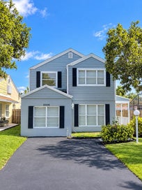 22245 SW 100TH Avenue Cutler Bay FL 33190
