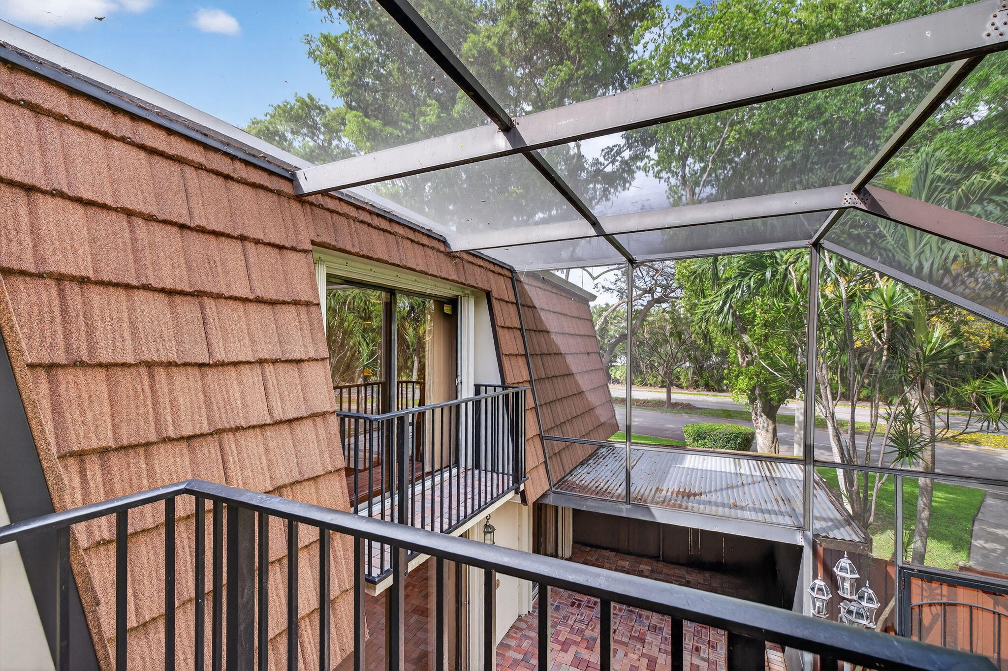 PINE ISLAND RIDGE SECTION EIGHT - Residential