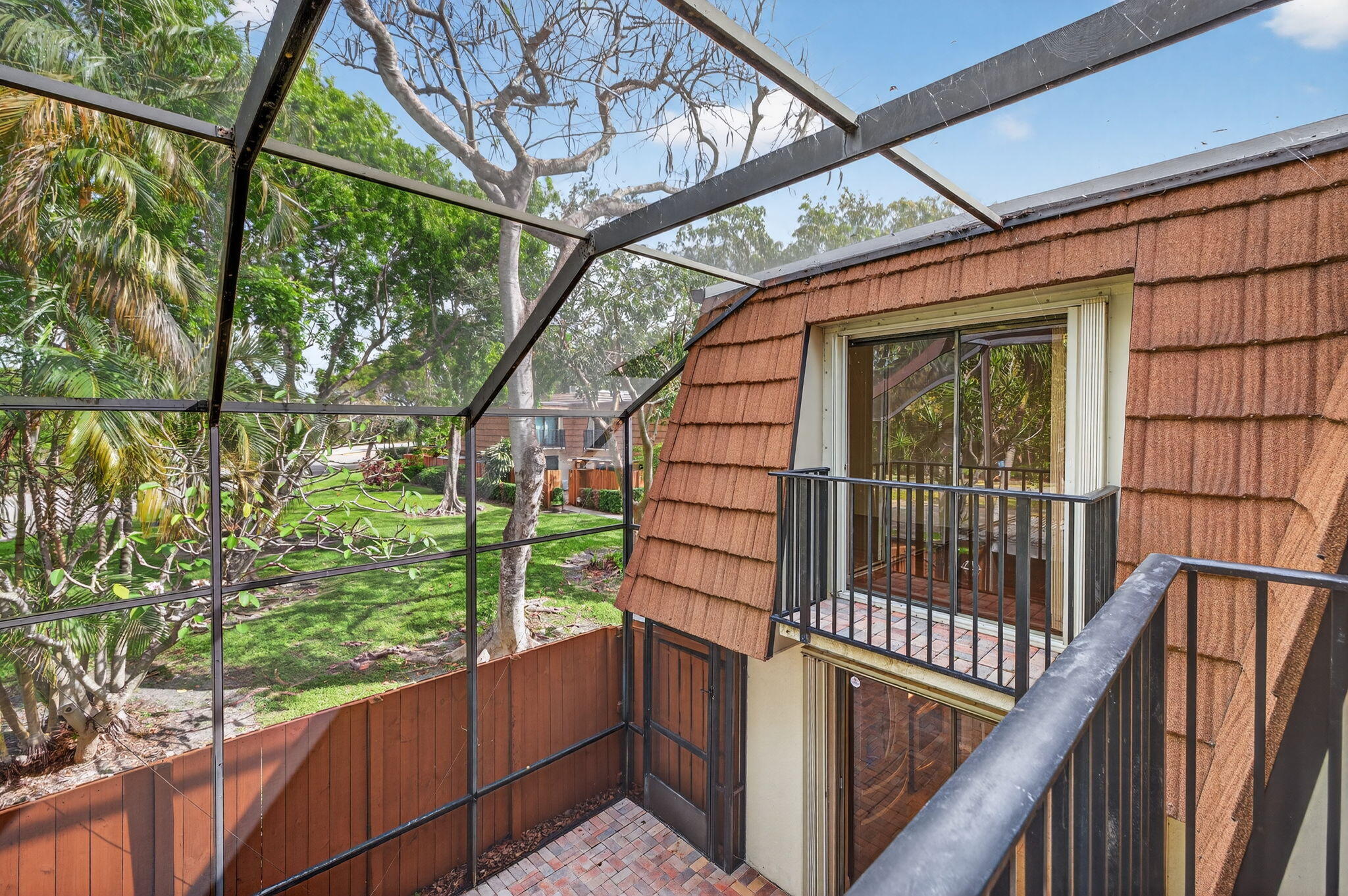 PINE ISLAND RIDGE SECTION EIGHT - Residential