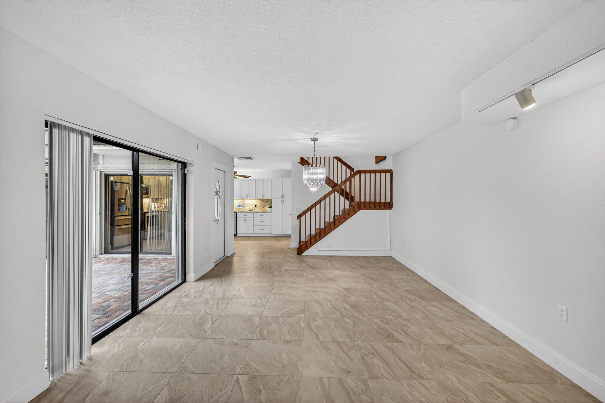 PINE ISLAND RIDGE SECTION EIGHT - Residential