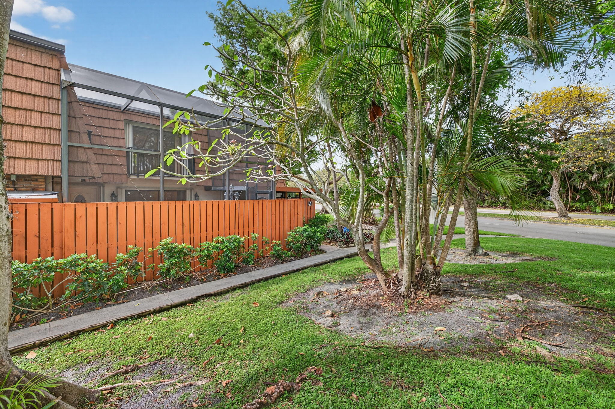 PINE ISLAND RIDGE SECTION EIGHT - Residential