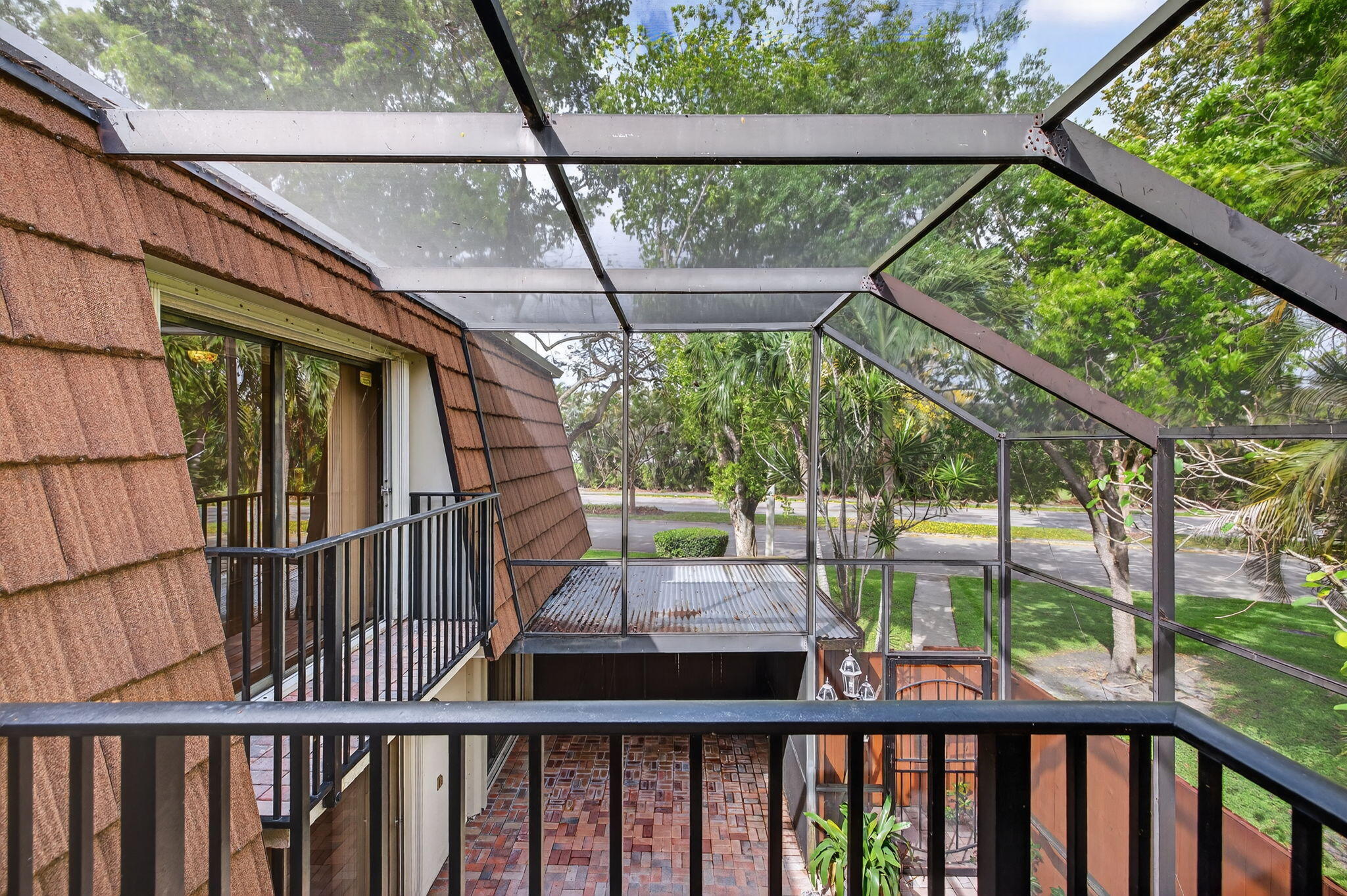 PINE ISLAND RIDGE SECTION EIGHT - Residential