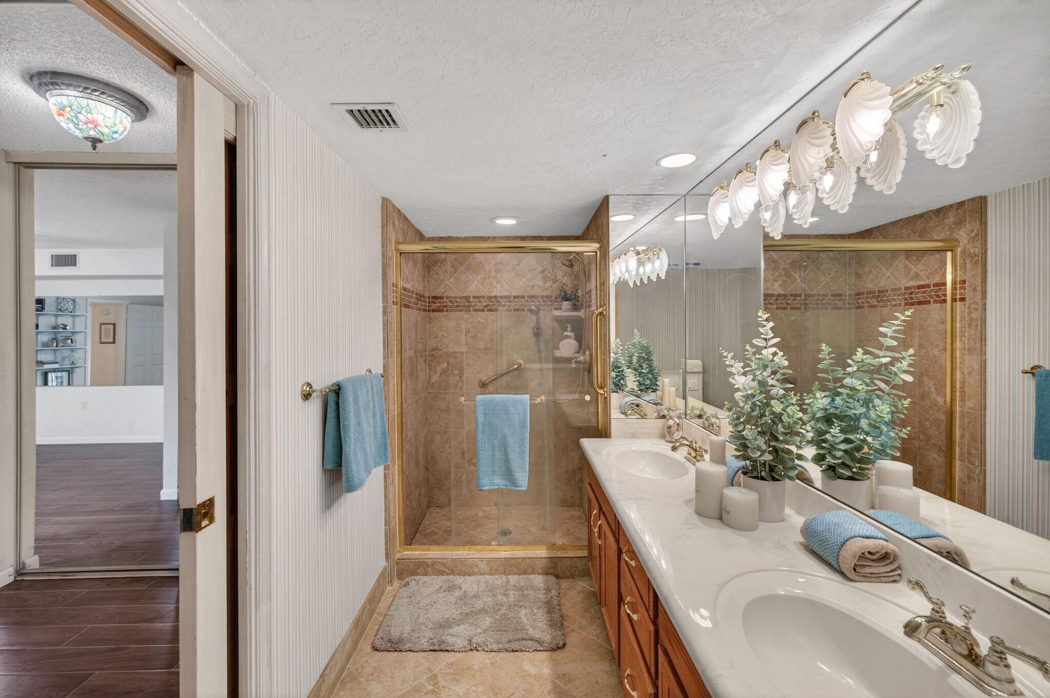 PINE ISLAND RIDGE SECTION EIGHT - Residential