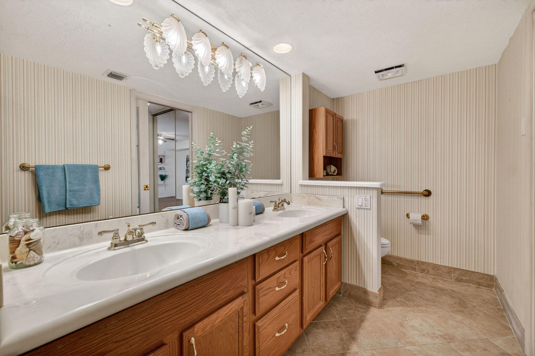 PINE ISLAND RIDGE SECTION EIGHT - Residential