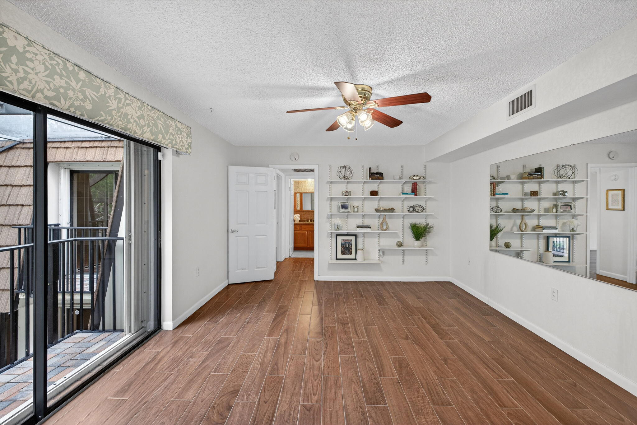 PINE ISLAND RIDGE SECTION EIGHT - Residential