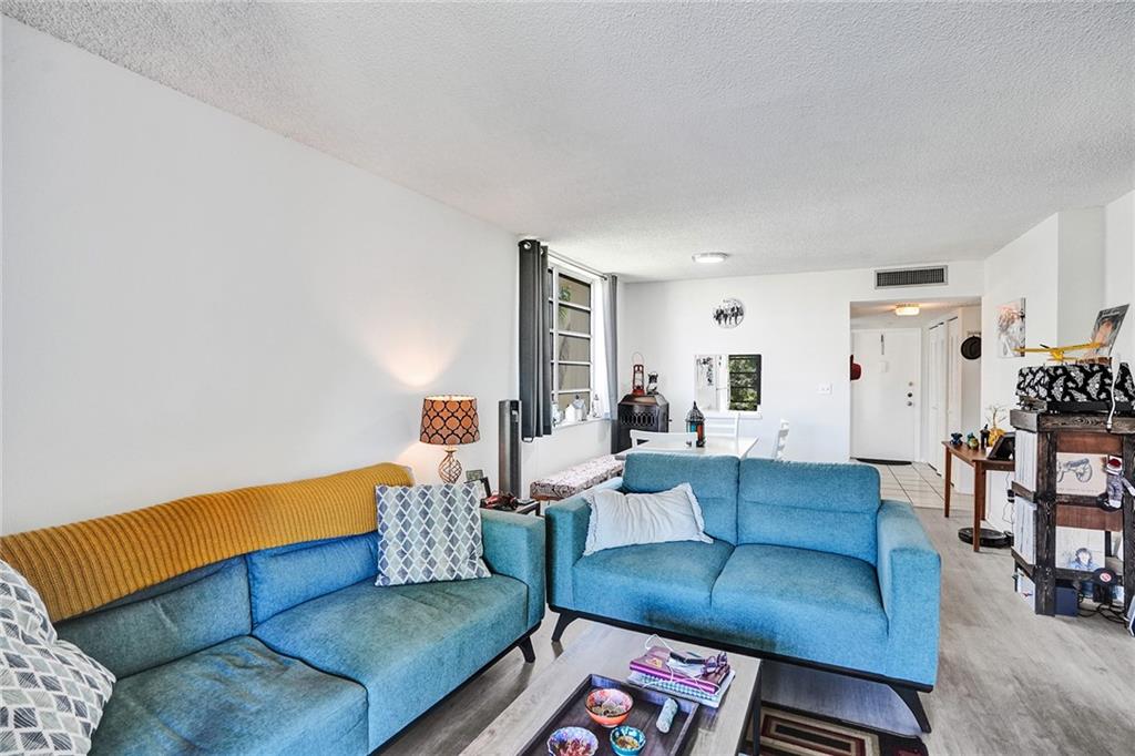 Bermuda Club - Residential