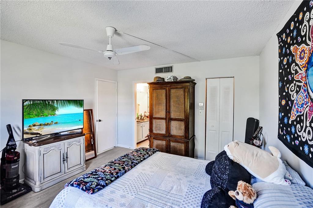 Bermuda Club - Residential