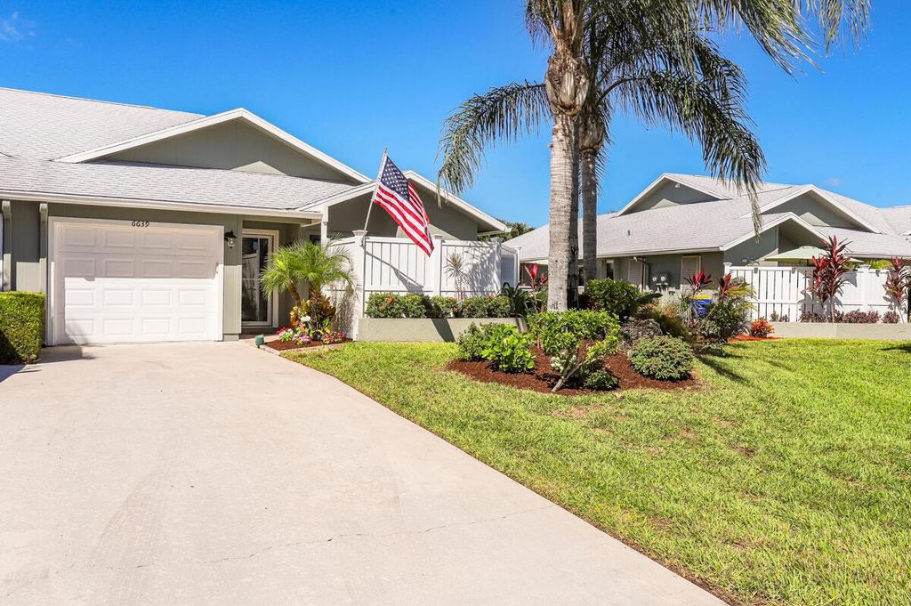 Photo of 6639 SE Yorktown Drive, Hobe Sound, FL 33455 (MLS # R11137162)