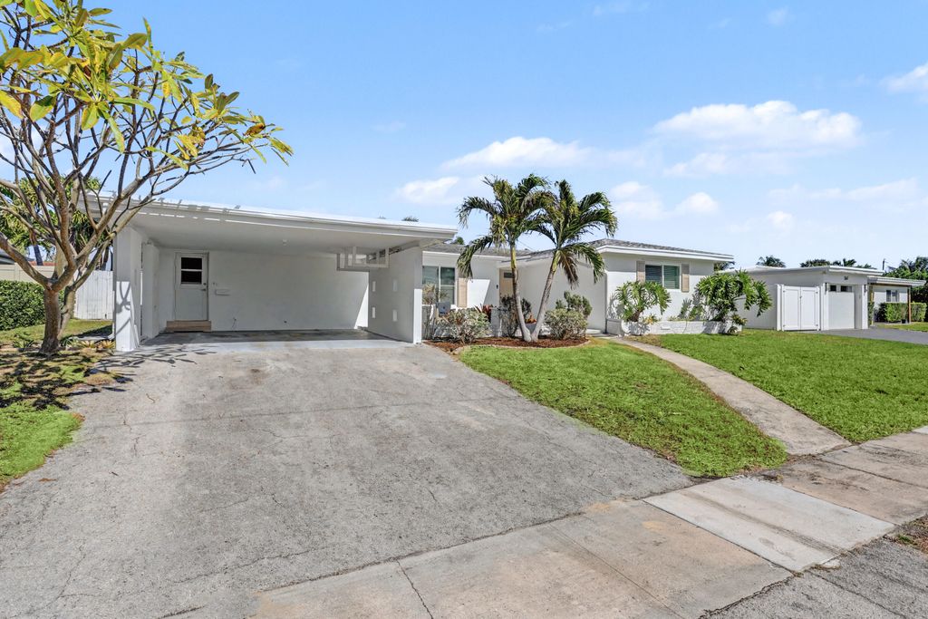 Photo of 355 NE 23rd Way, Boca Raton, FL 33431 (MLS # R11165629)