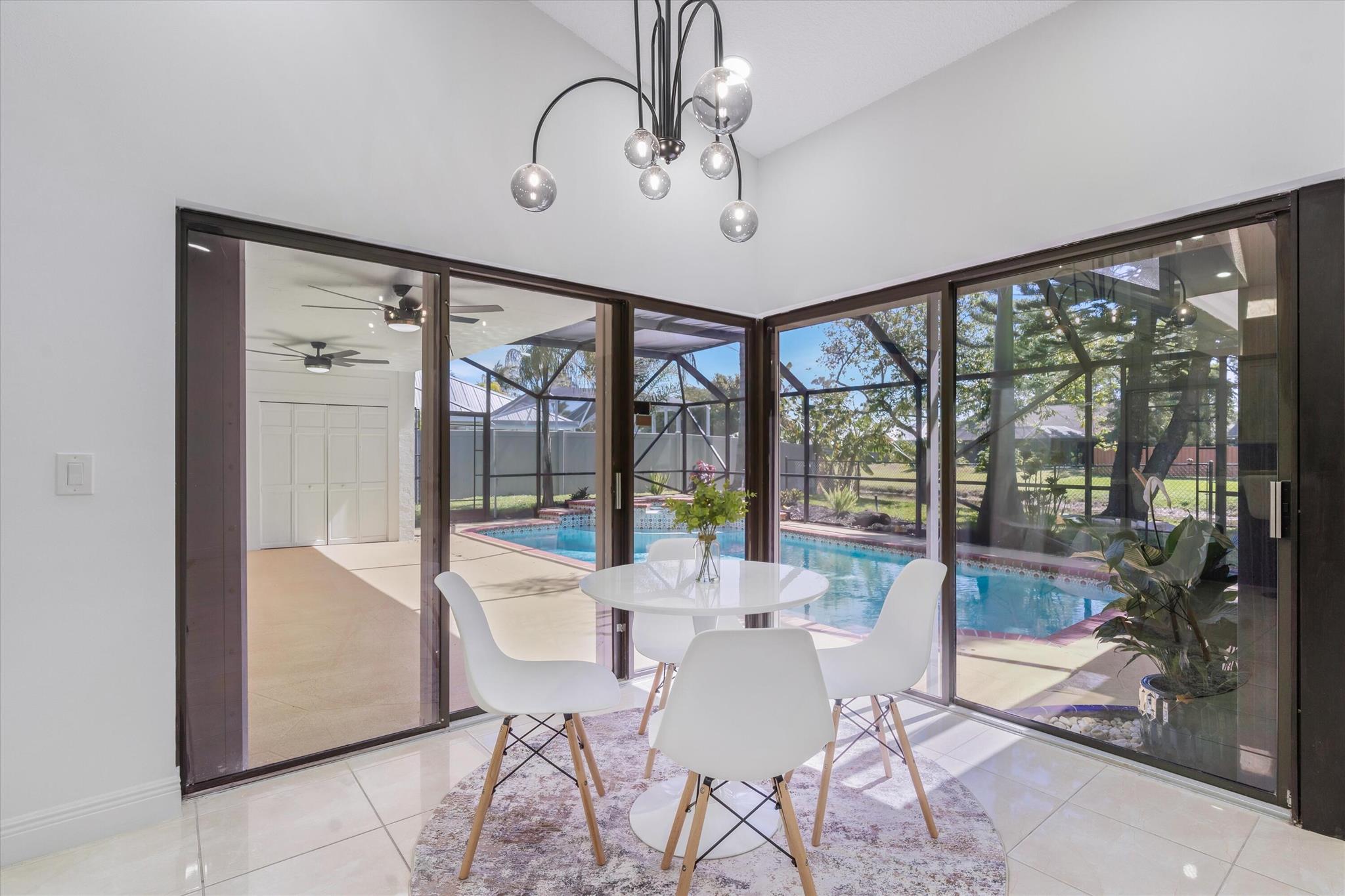 SUGAR POND MANOR OF WELLINGTON - Residential