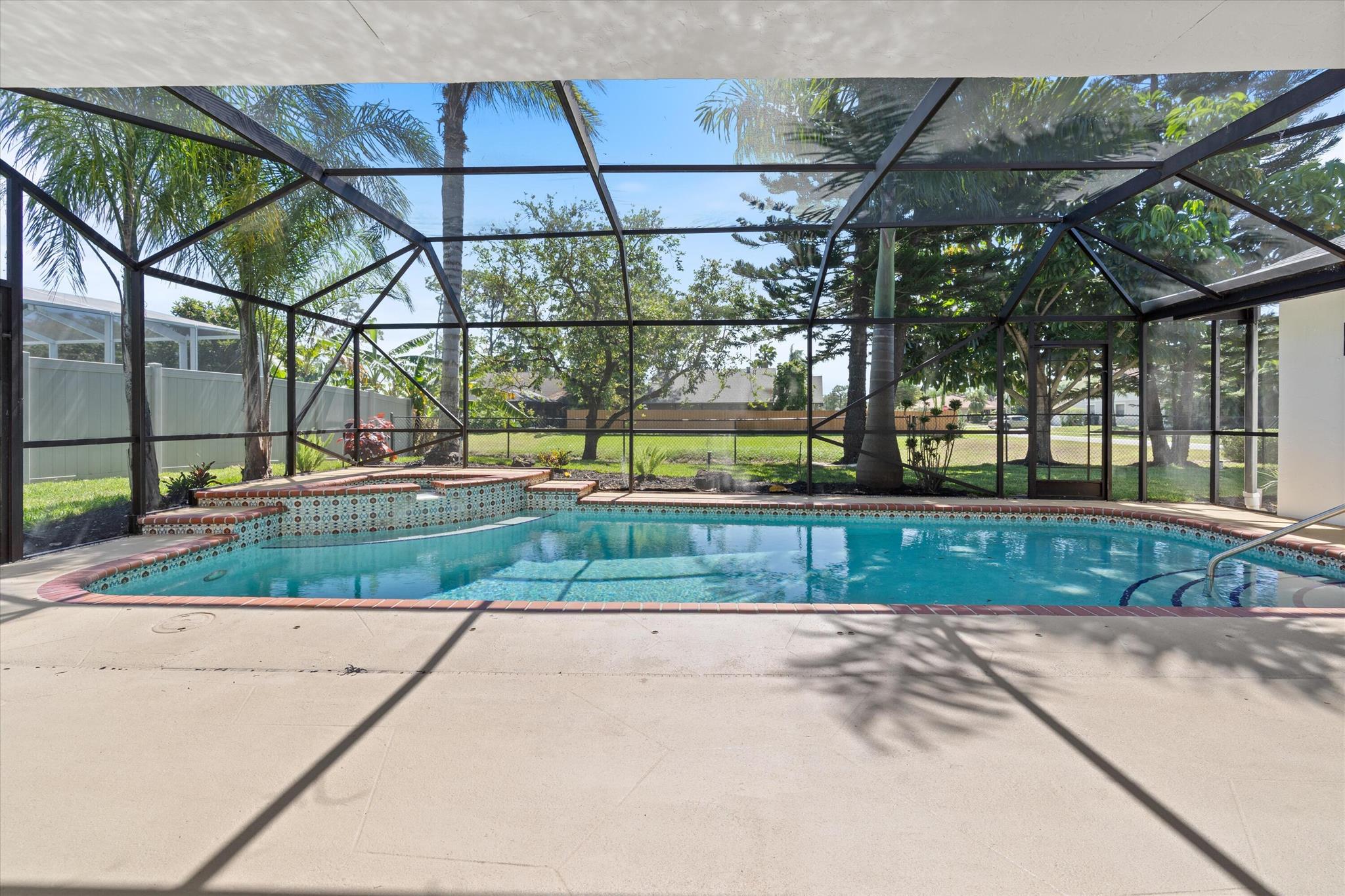 SUGAR POND MANOR OF WELLINGTON - Residential