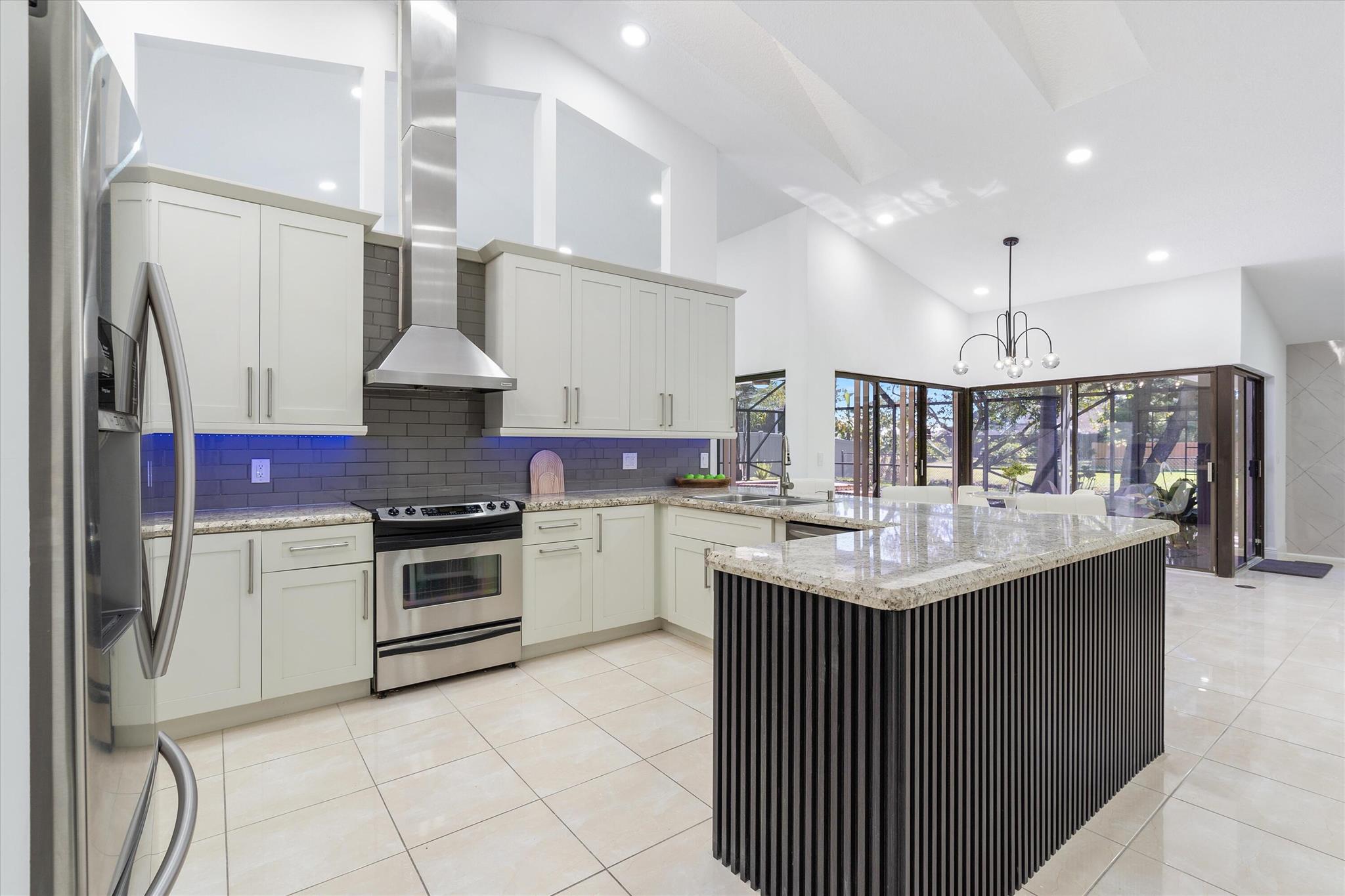 SUGAR POND MANOR OF WELLINGTON - Residential