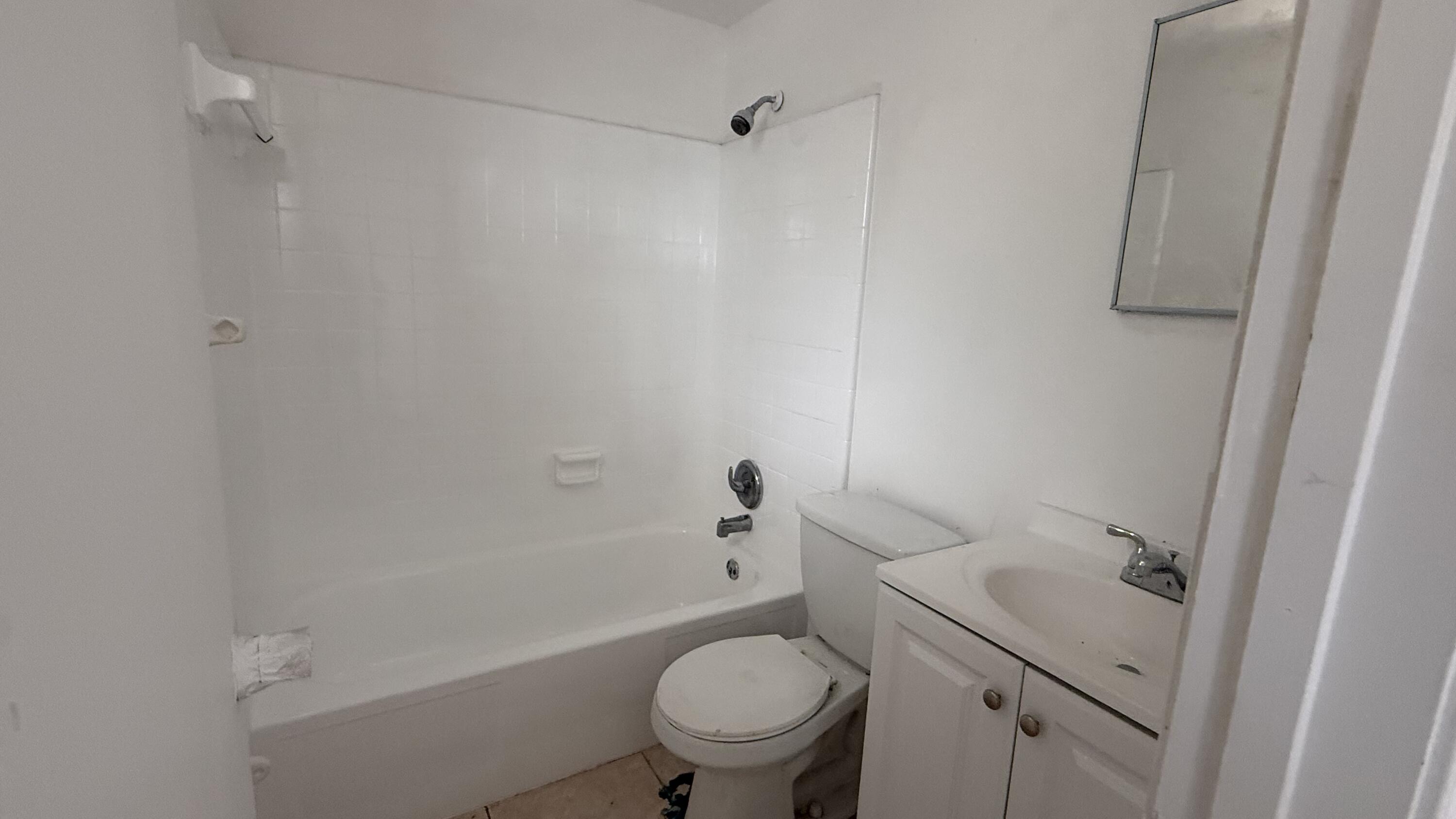 GULF STREAM VILLAS - Residential Lease