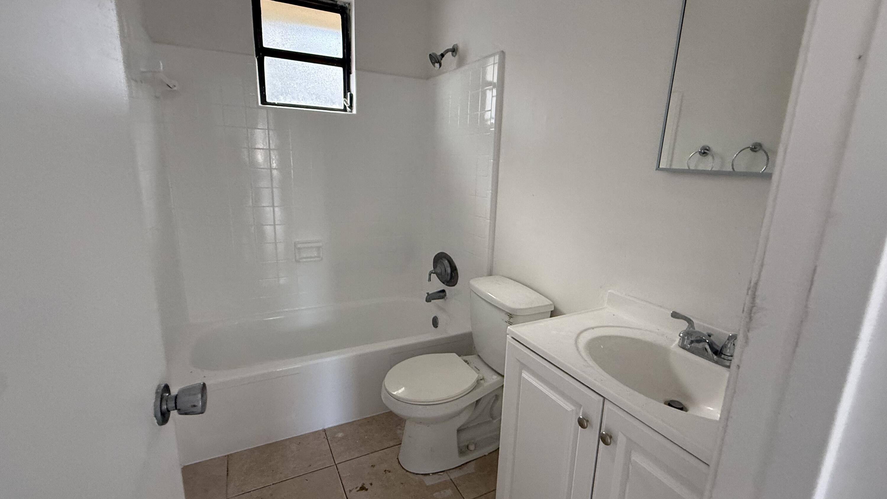 GULF STREAM VILLAS - Residential Lease