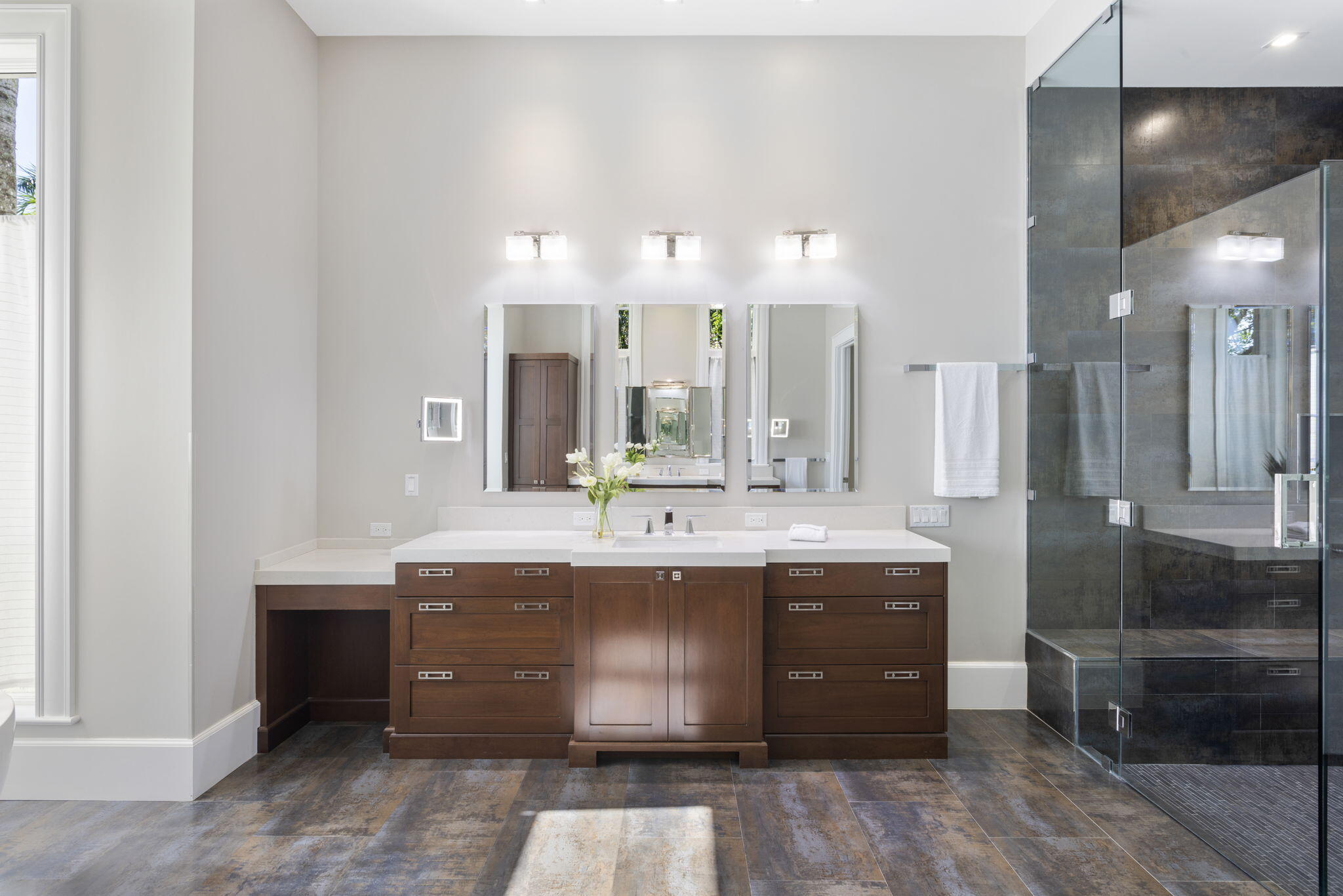 OLD PALM 4 - Residential