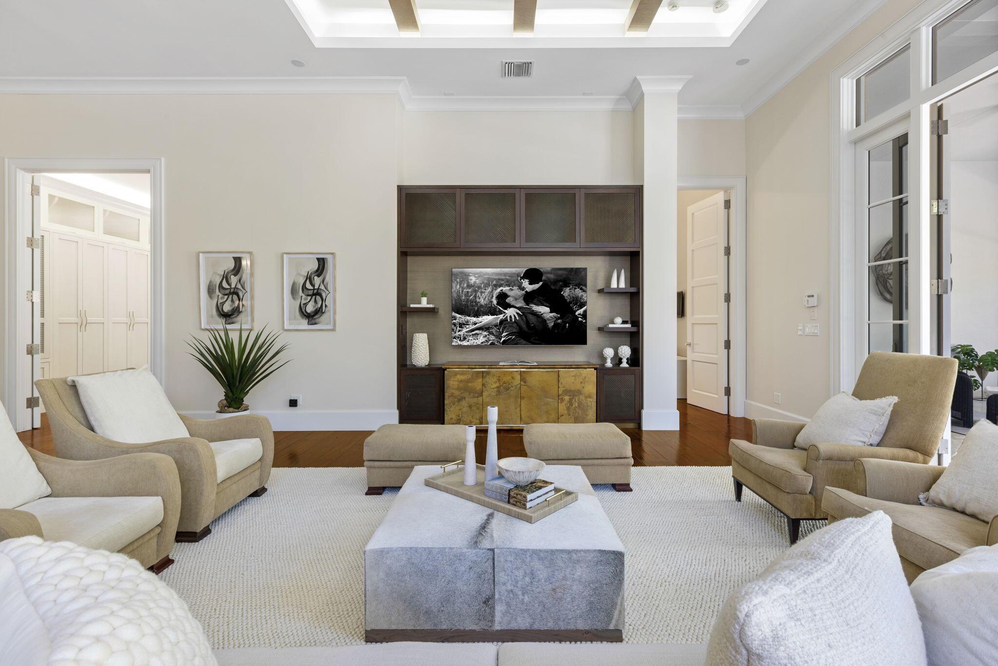 OLD PALM 4 - Residential