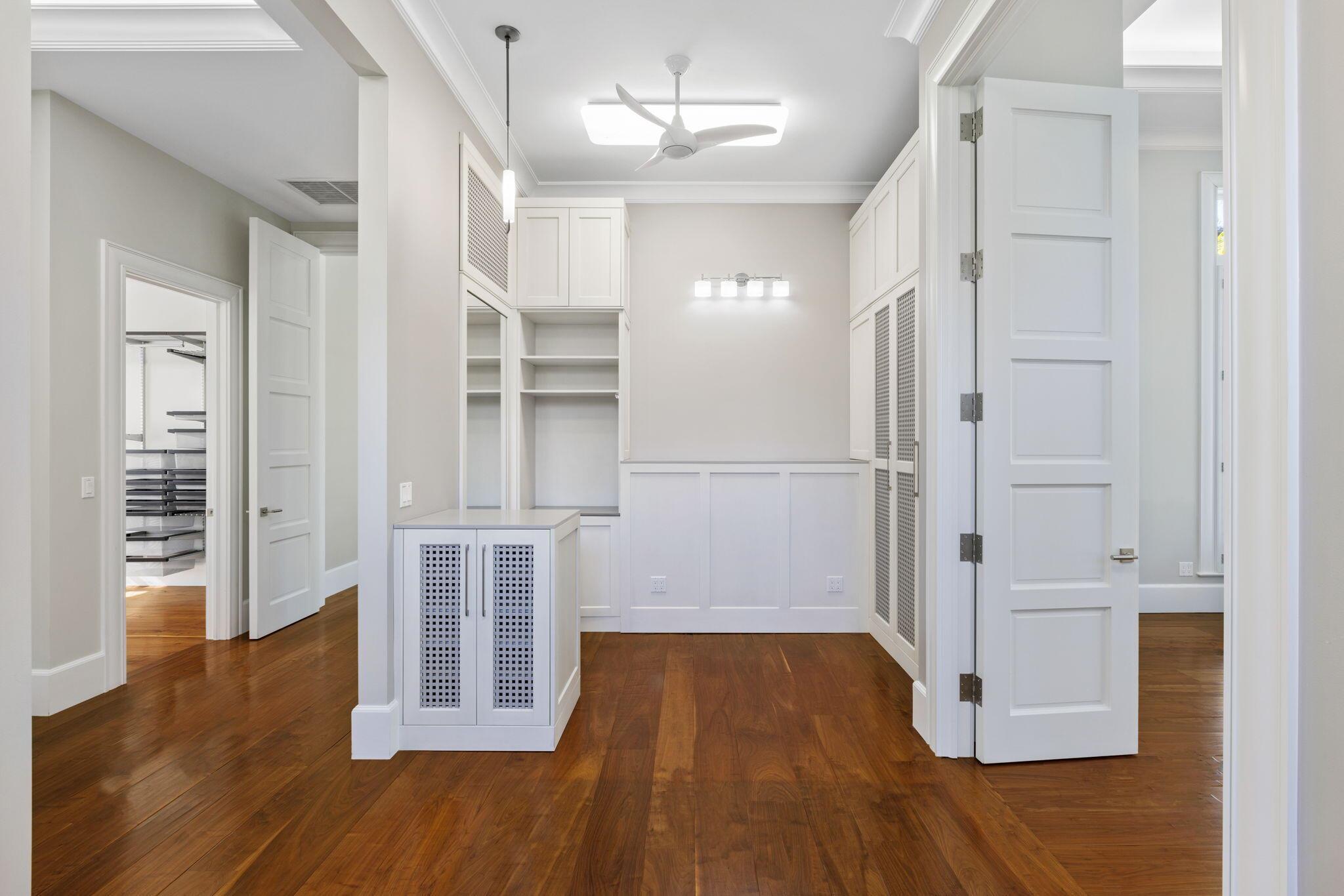 OLD PALM 4 - Residential