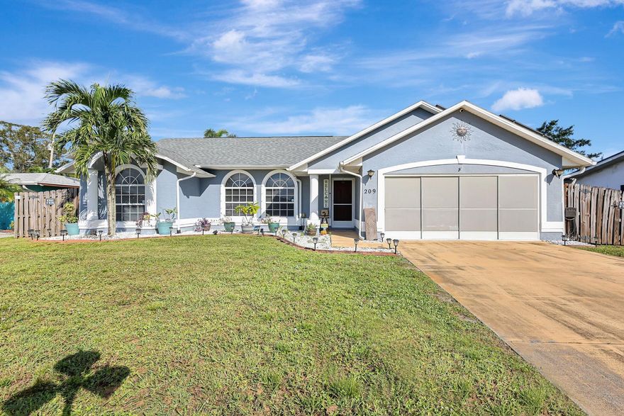 Very well-maintained home in a quiet neighborhood, close to shopping and restaurants located in desirable North-East PSL.  NEWER Roof 2023, Large Master spa-Twilight Series 2022, Planet Solar included, ADT (not activated), Water heater 2023, NEWER Dishwasher.
OPEN HOUSE SATURDAY NOV 30th 12:00-4:00.