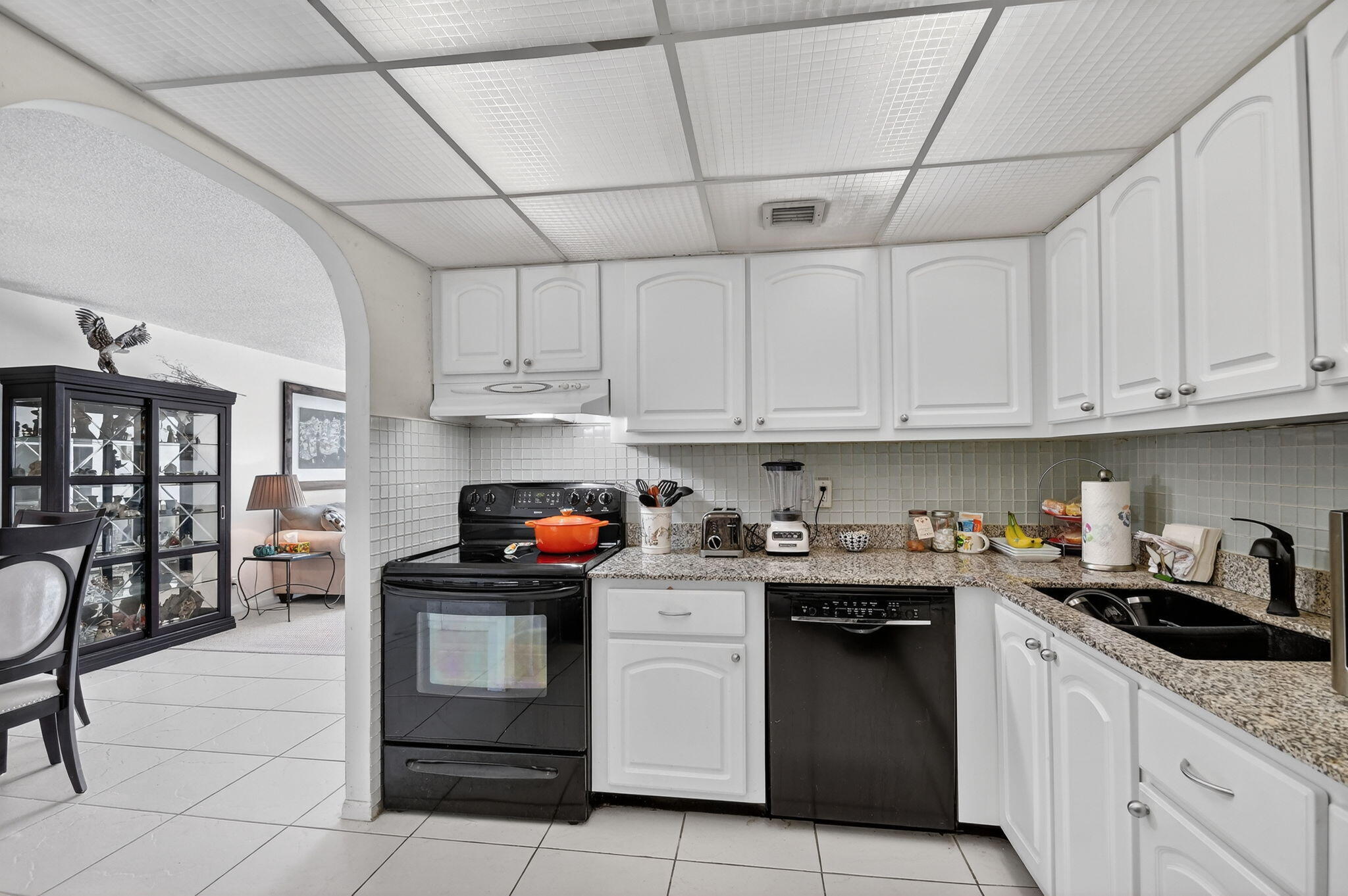 BREAKWATERS OF THE PALM BEACHES CONDO - Residential