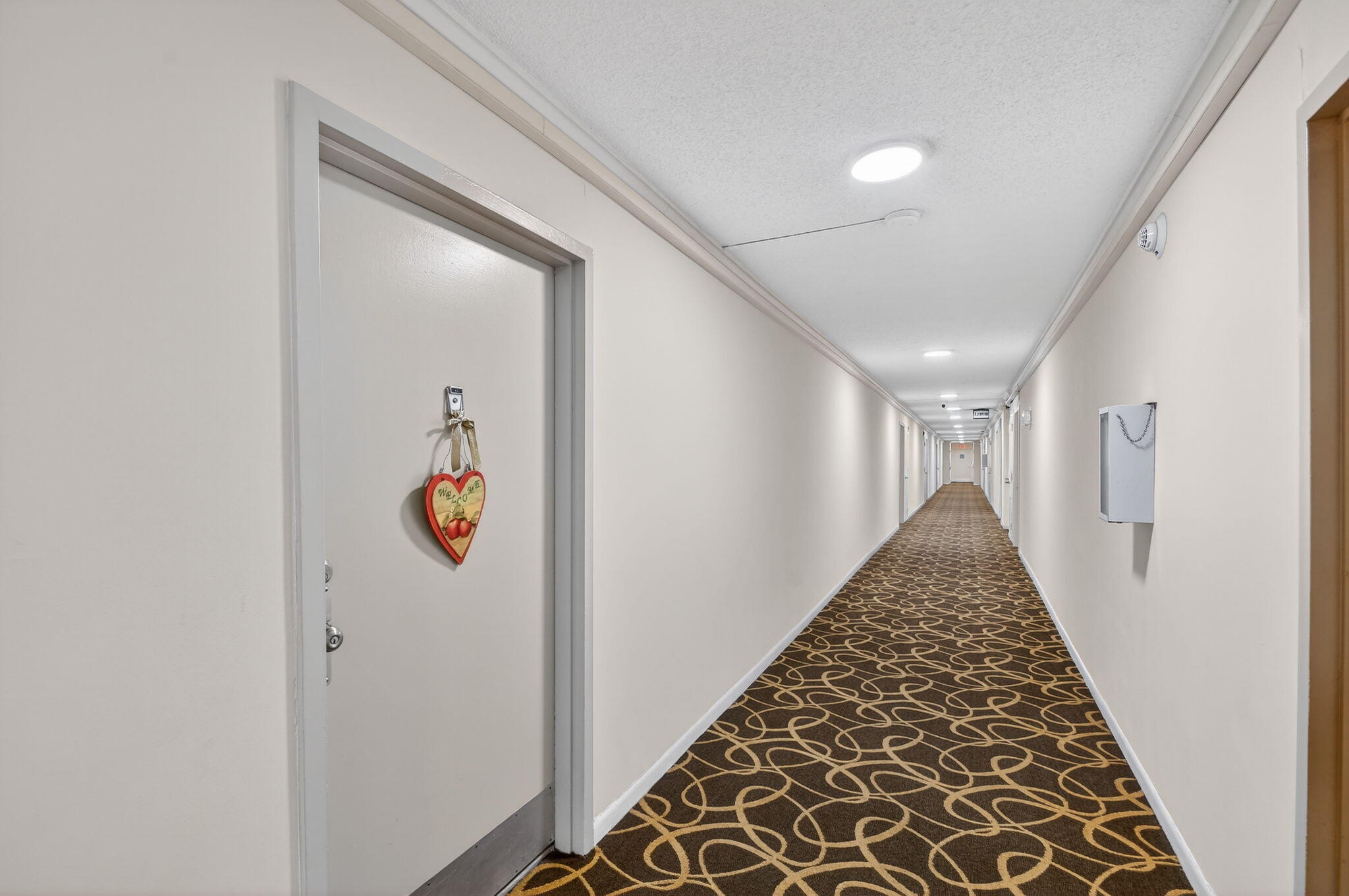 BREAKWATERS OF THE PALM BEACHES CONDO - Residential