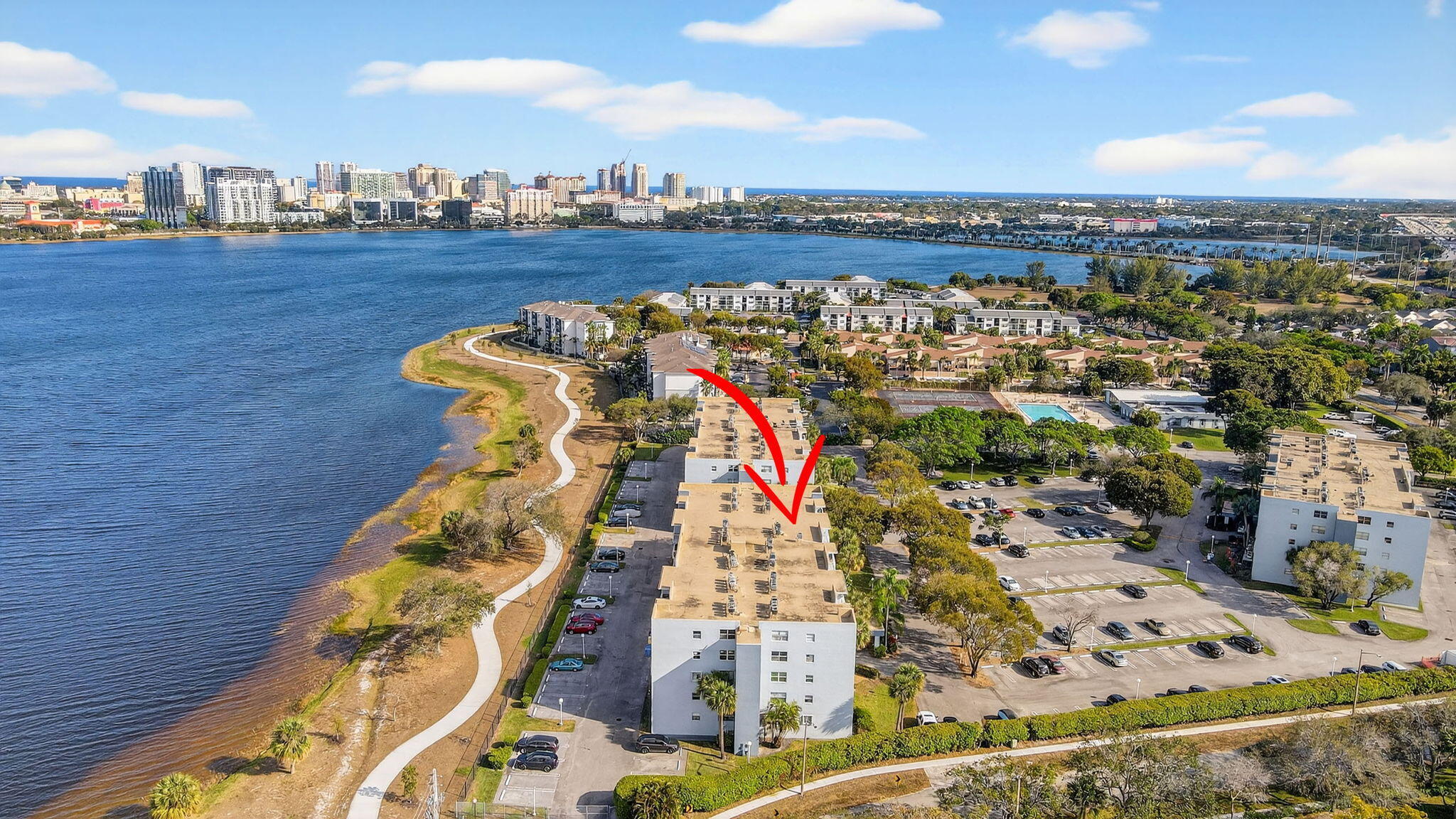 BREAKWATERS OF THE PALM BEACHES CONDO - Residential