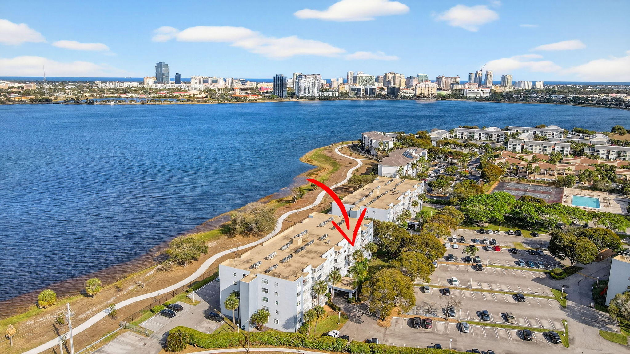 BREAKWATERS OF THE PALM BEACHES CONDO - Residential