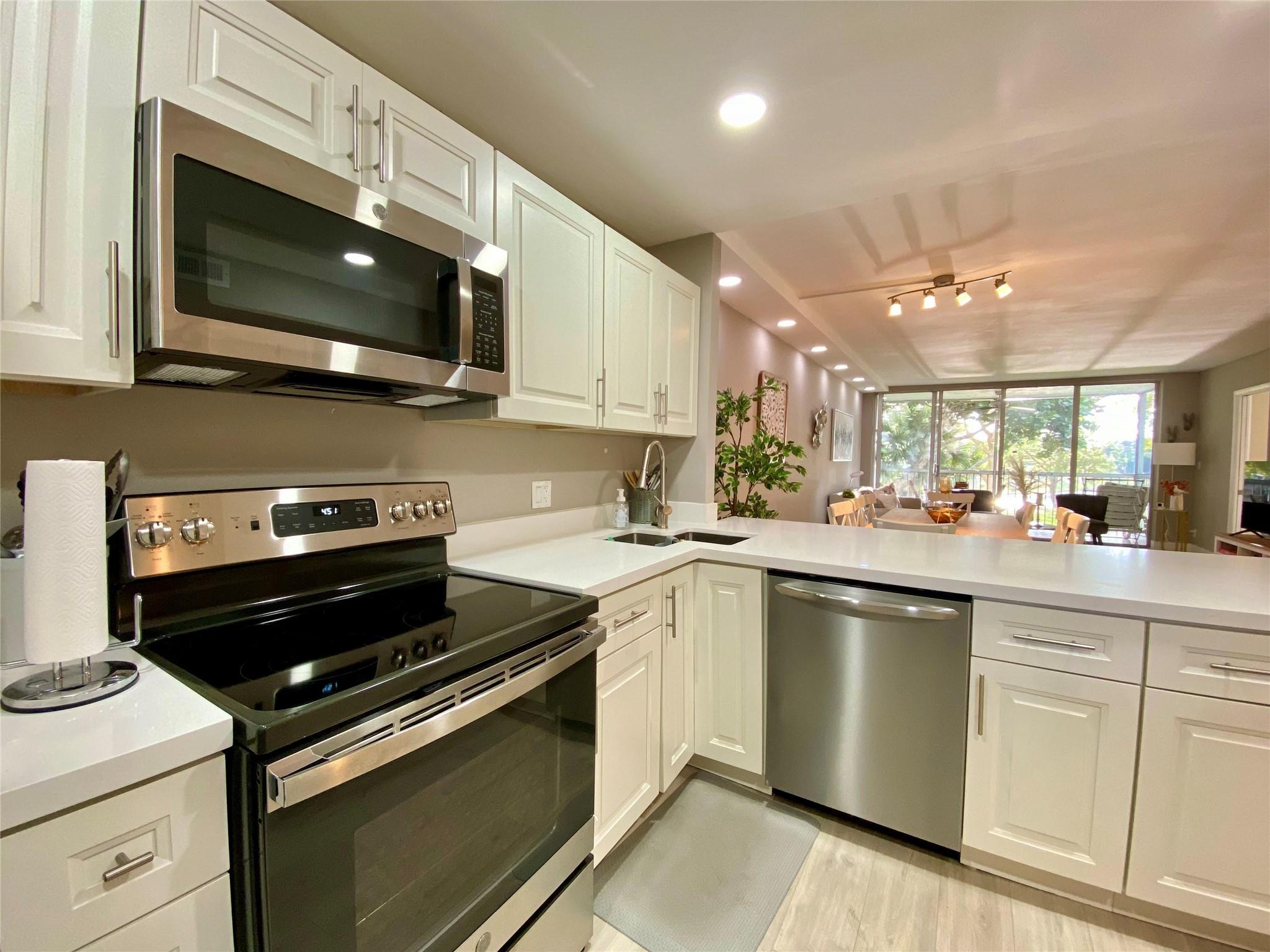 No 38 Palm-Aire Country C - Residential Lease