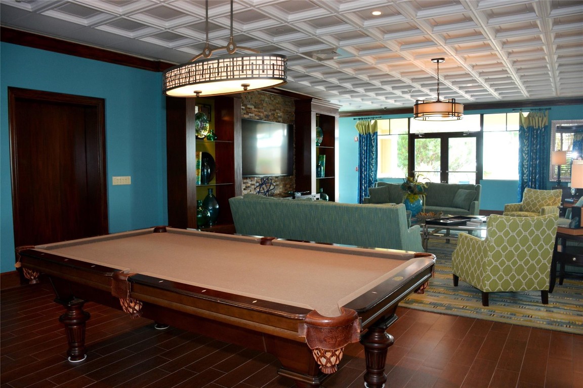 TIDES AT BRIDGESIDE SQ - Residential