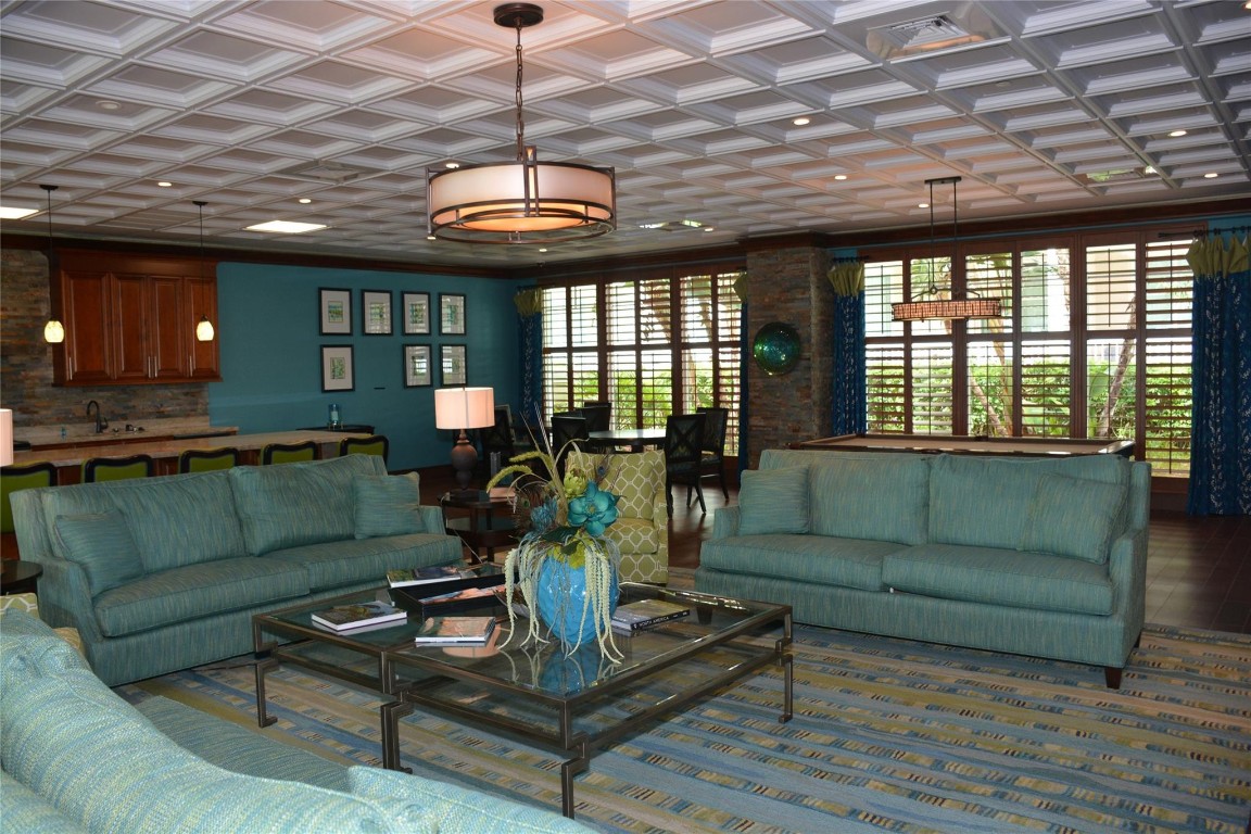 TIDES AT BRIDGESIDE SQ - Residential