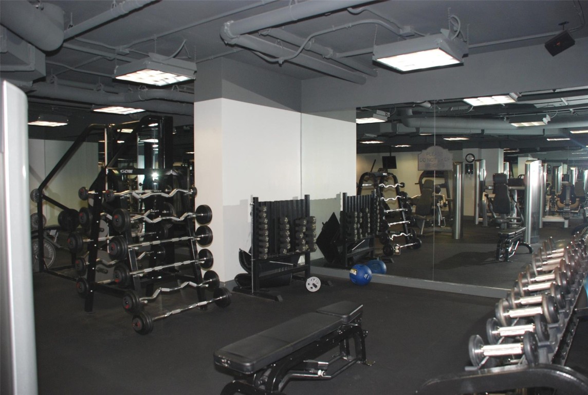 TIDES AT BRIDGESIDE SQ - Residential