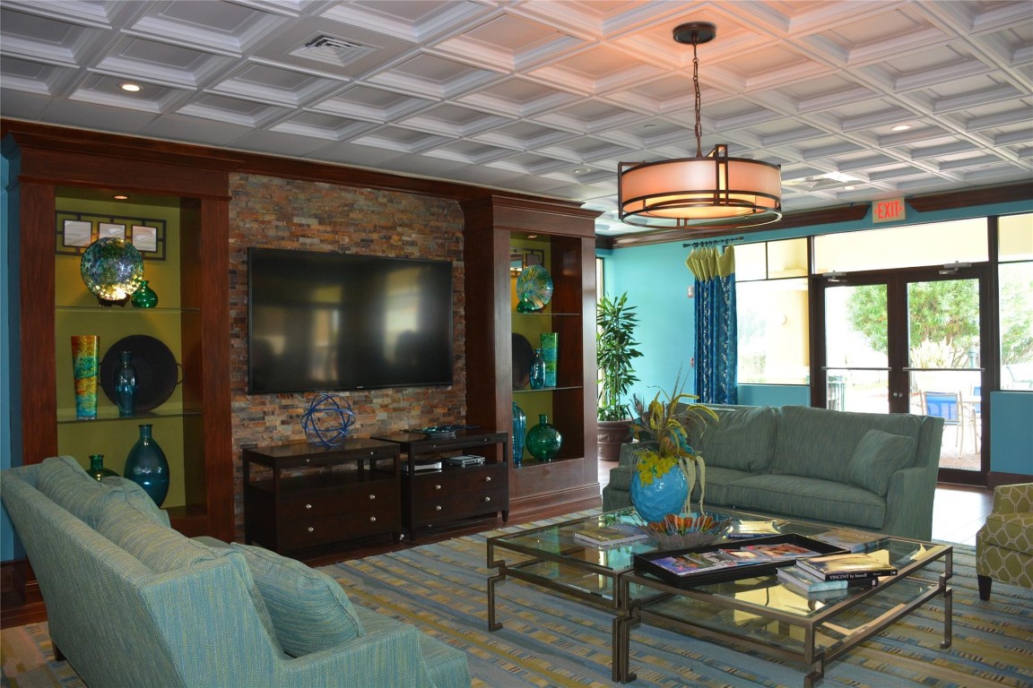 TIDES AT BRIDGESIDE SQ - Residential