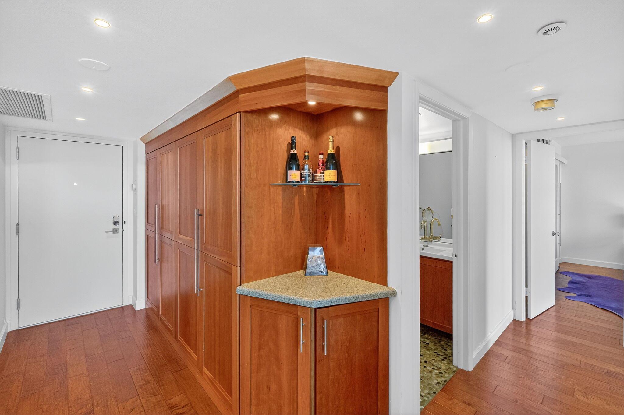 CLUB ATLANTIS CONDO - Residential Lease