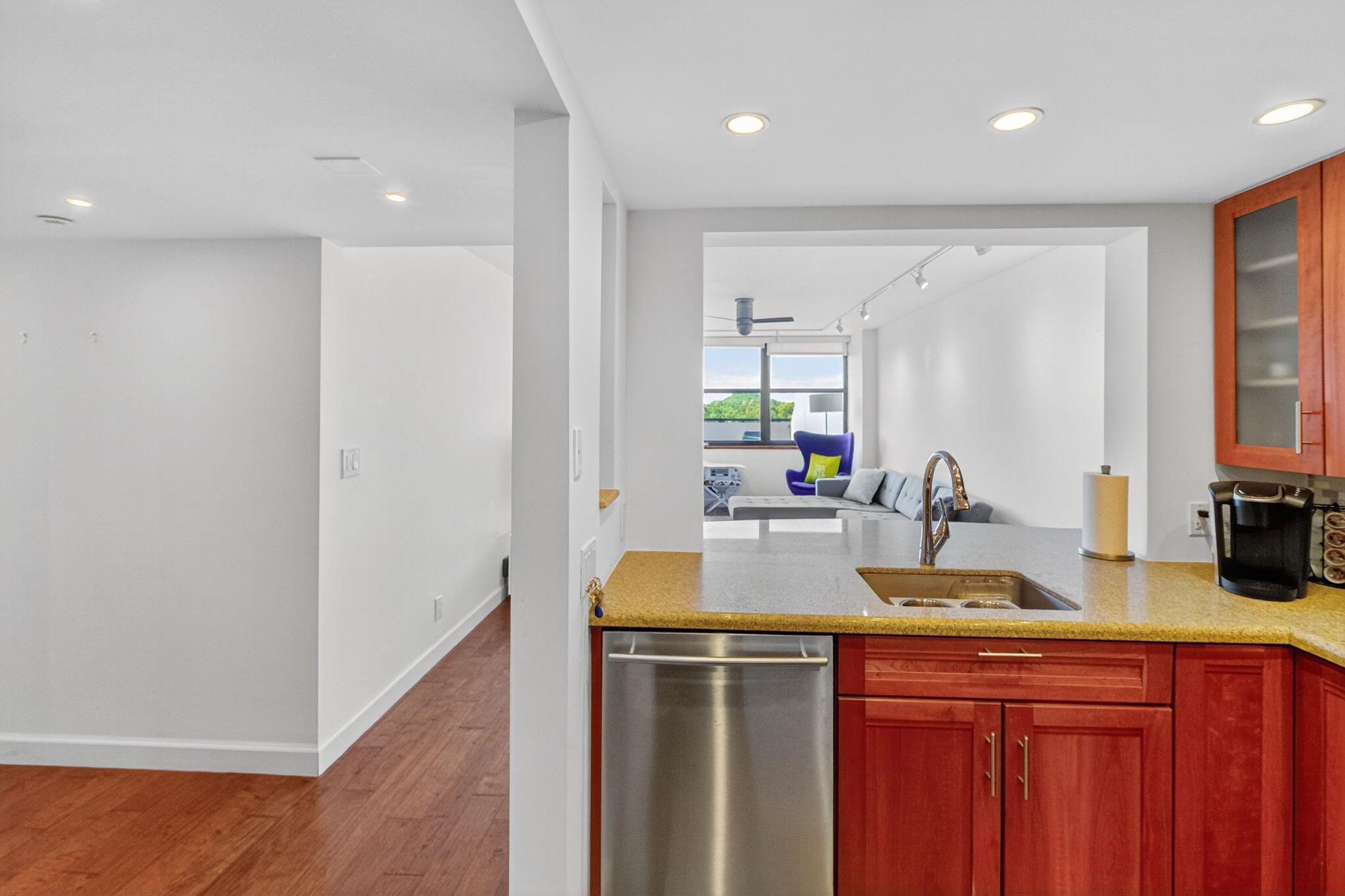 CLUB ATLANTIS CONDO - Residential Lease