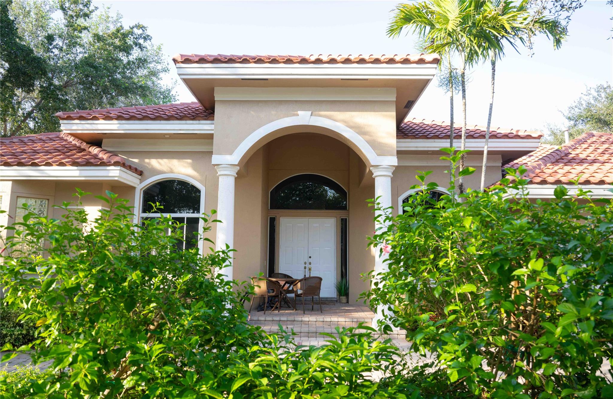 HOLLYWOOD OAKS - Residential