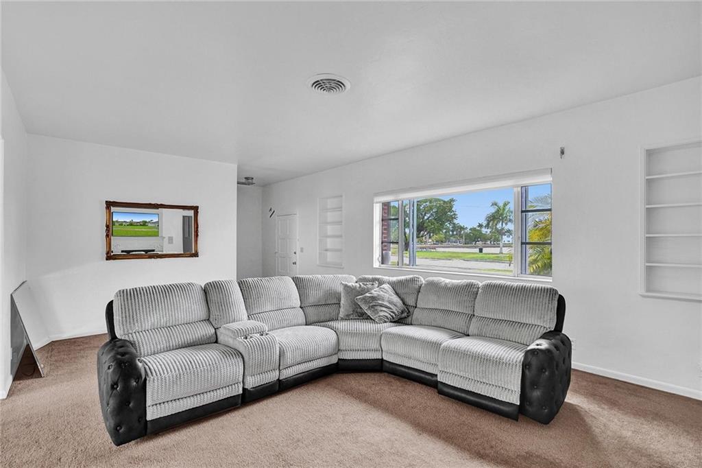 Hollywood Lakes Sec 1-32 - Residential