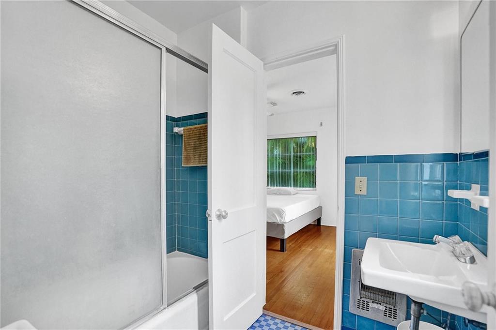 Hollywood Lakes Sec 1-32 - Residential