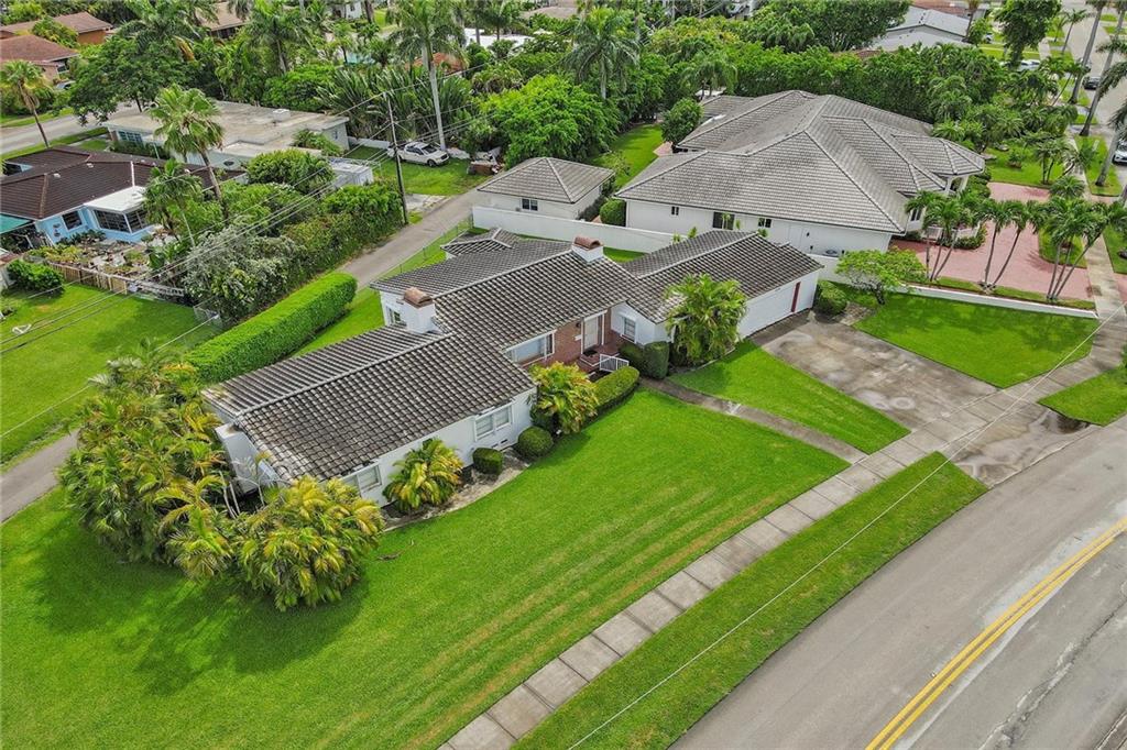 Hollywood Lakes Sec 1-32 - Residential