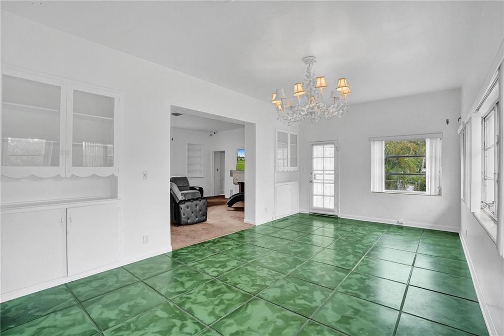 Hollywood Lakes Sec 1-32 - Residential