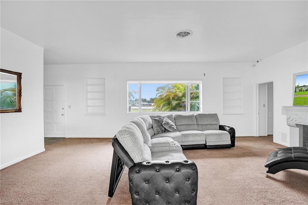 Hollywood Lakes Sec 1-32 - Residential