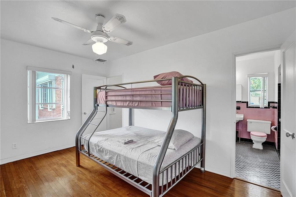 Hollywood Lakes Sec 1-32 - Residential