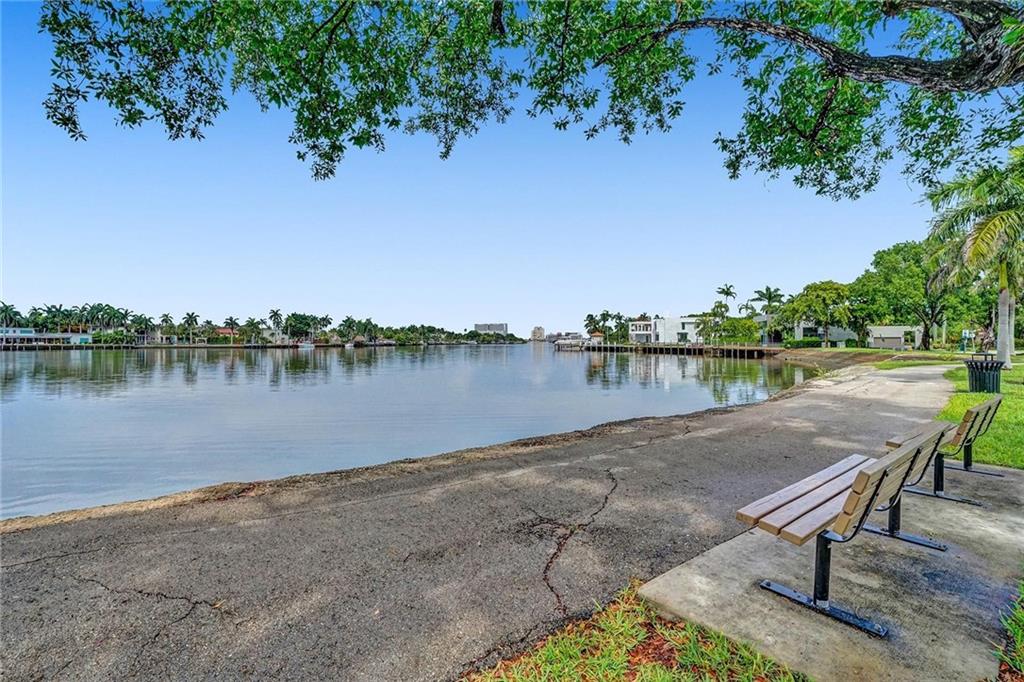 Hollywood Lakes Sec 1-32 - Residential