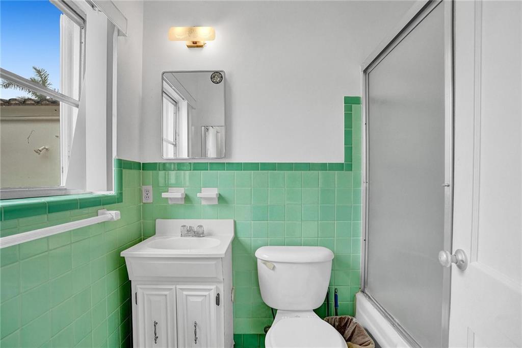 Hollywood Lakes Sec 1-32 - Residential