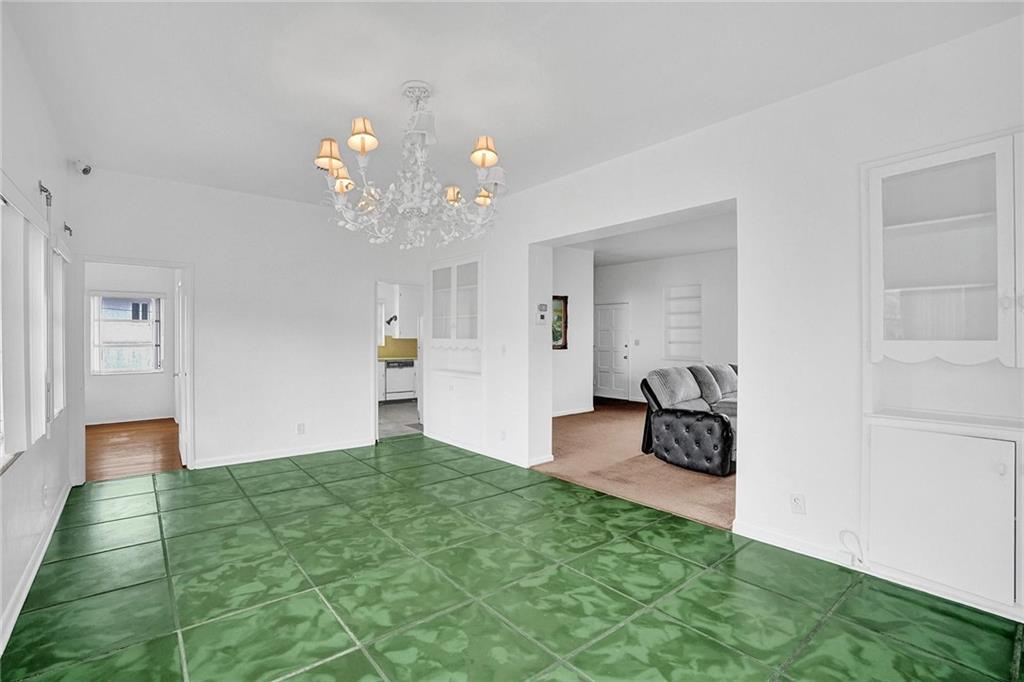 Hollywood Lakes Sec 1-32 - Residential