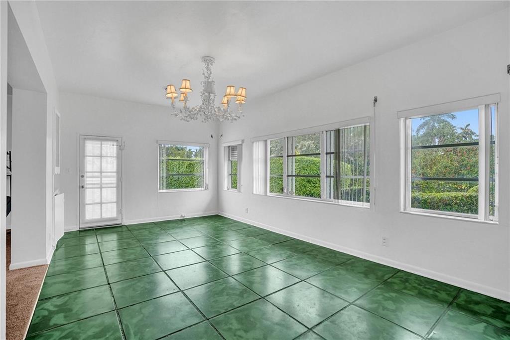 Hollywood Lakes Sec 1-32 - Residential