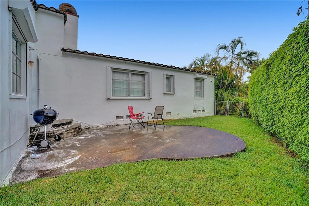 Hollywood Lakes Sec 1-32 - Residential